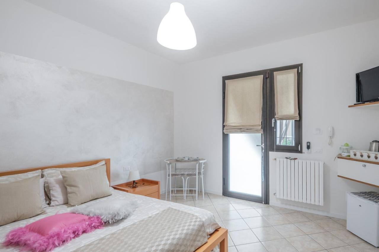 B&B Casa Gaia - Sirmione Exterior photo